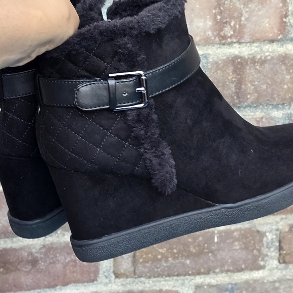 Unisa Wedges Suede Booties Boots Sz 8.5 - Picture 3 of 12